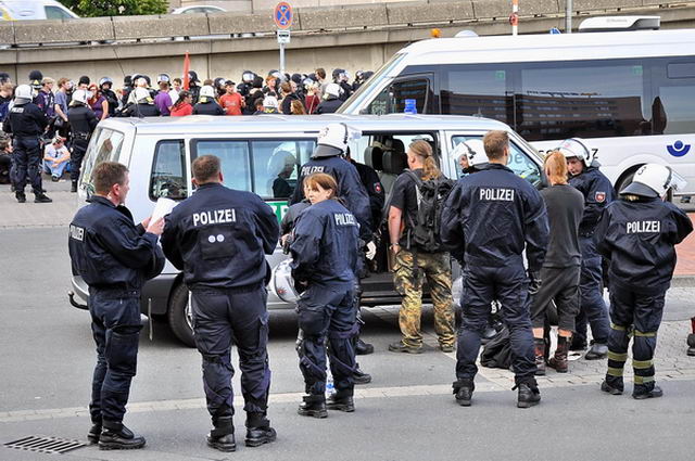 Gegendemo   064.jpg